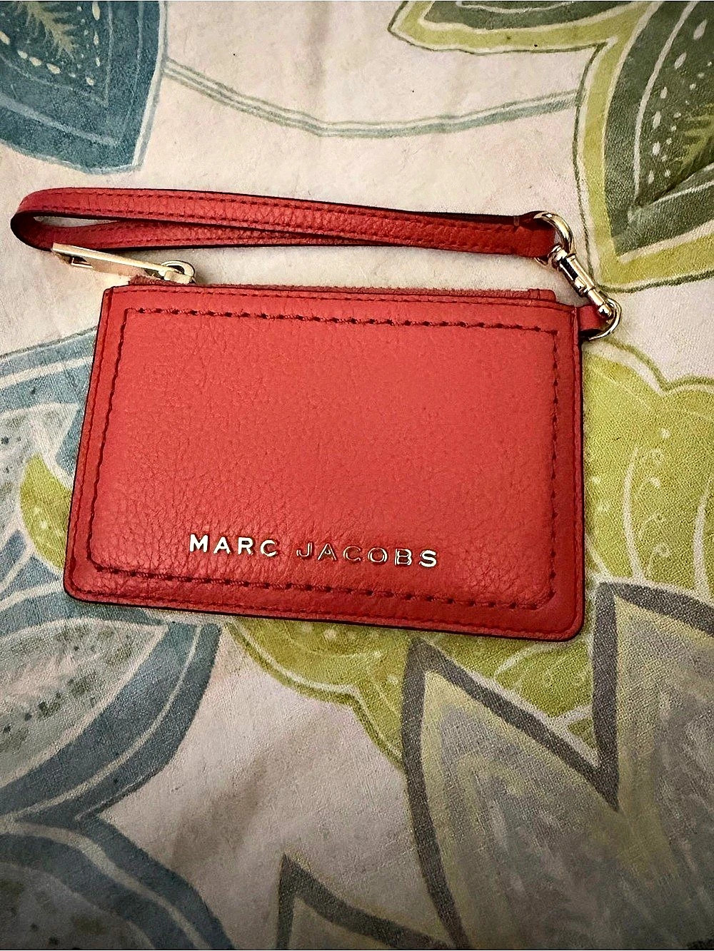 Marc Jacobs Top Zip Multi Wallet Red Wristlet